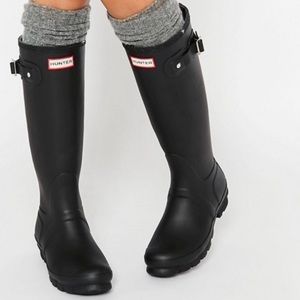 hunter original tall rain boots black matte